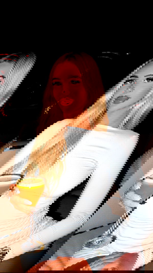 ellie.coldwell image ~ Altpins