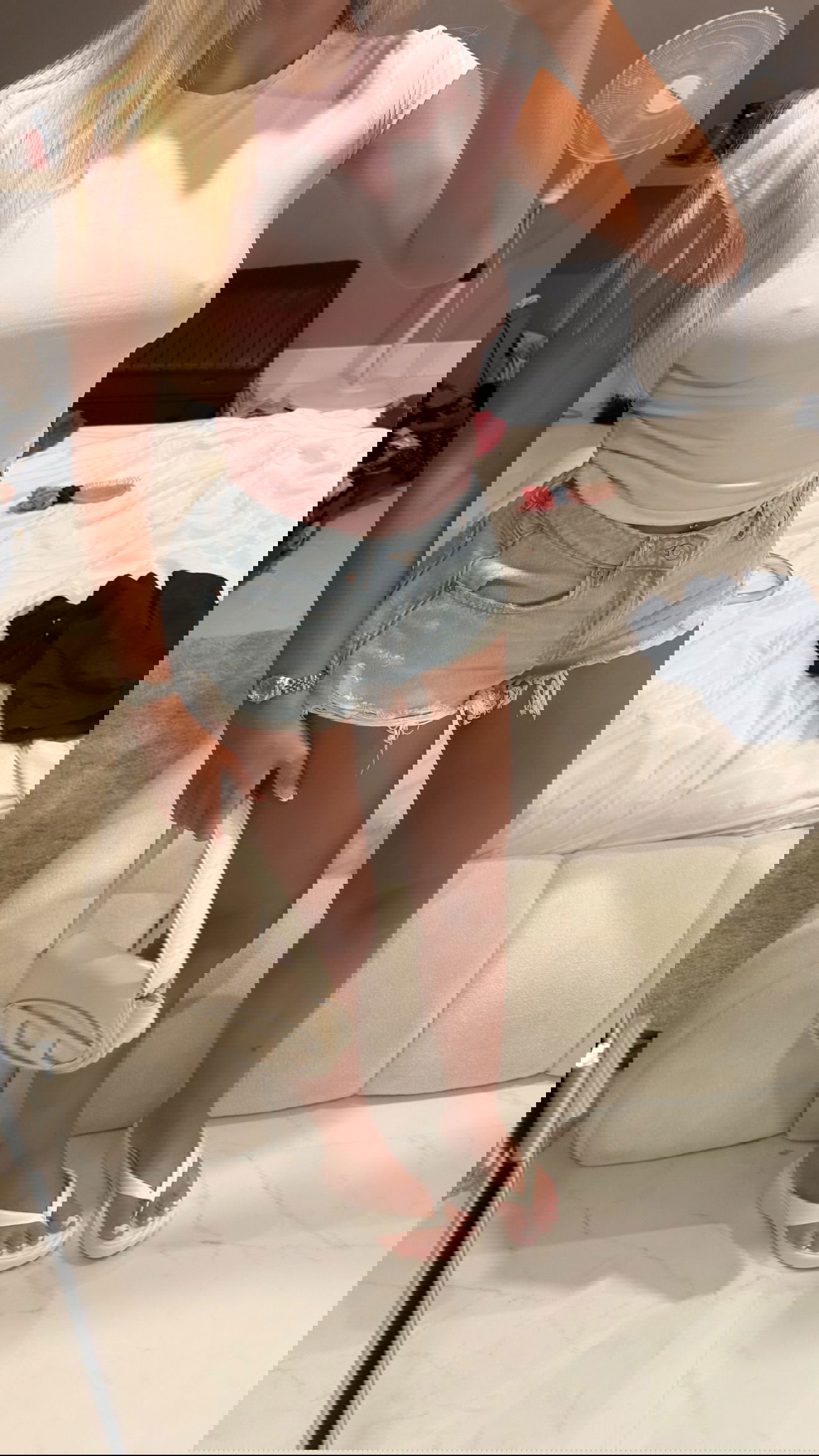 ellie.coldwell instagram image archive image