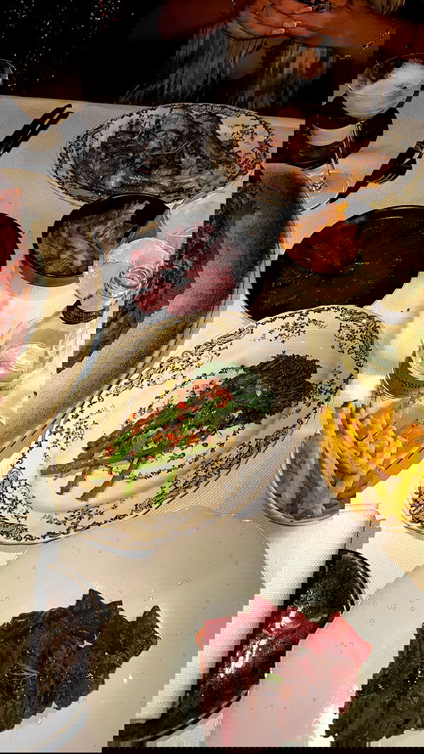 ellie.coldwell image ~ Altpins