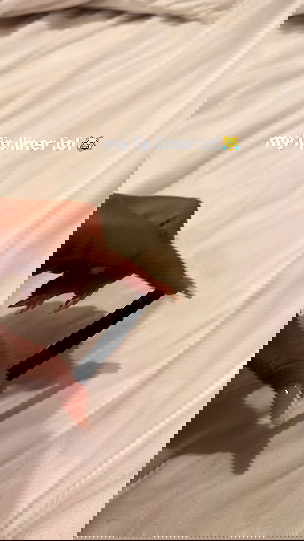 ellie.coldwell image ~ Altpins