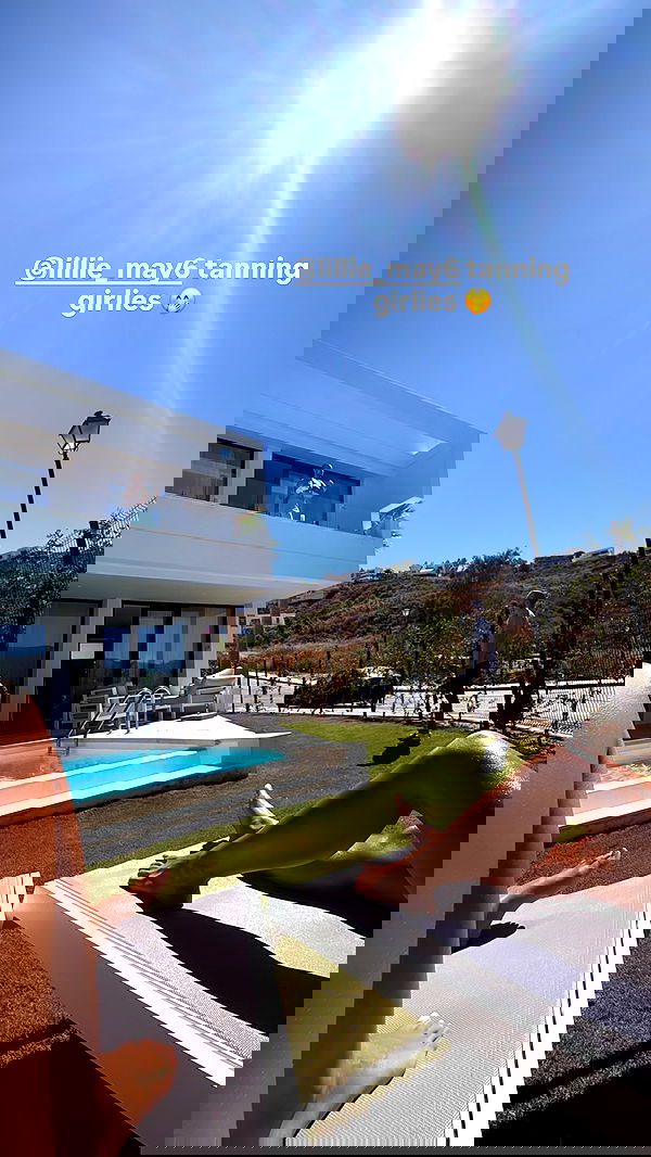 ellie.coldwell image ~ Altpins