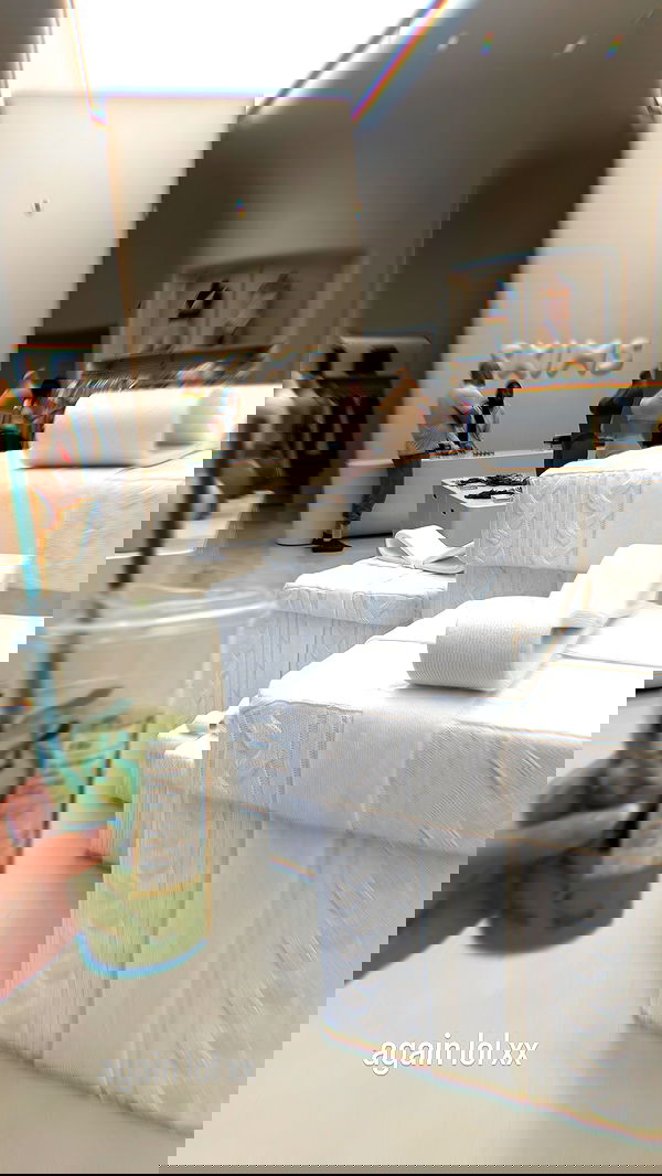 ellie.coldwell image ~ Altpins