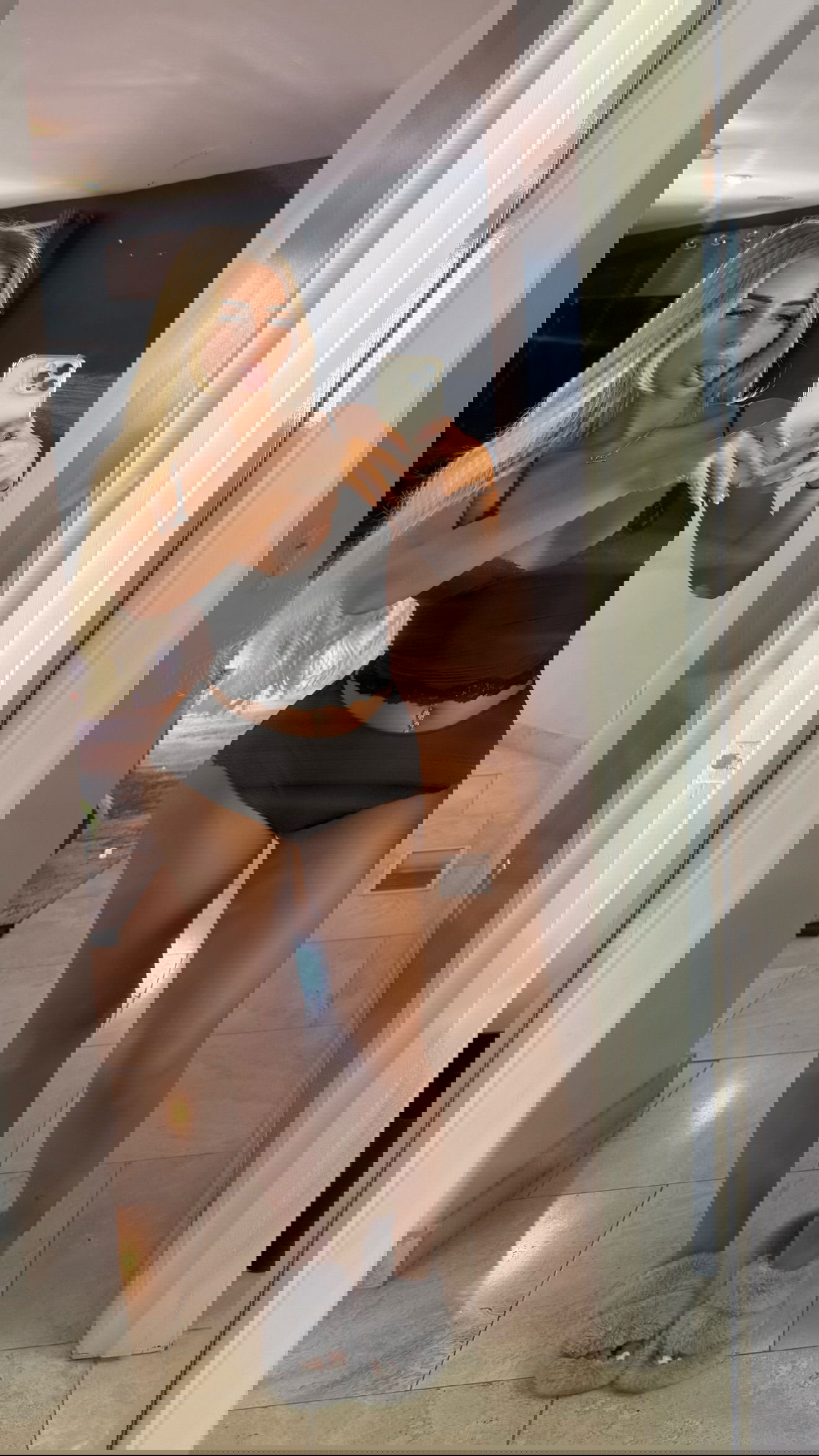 ellie.coldwell instagram image archive image