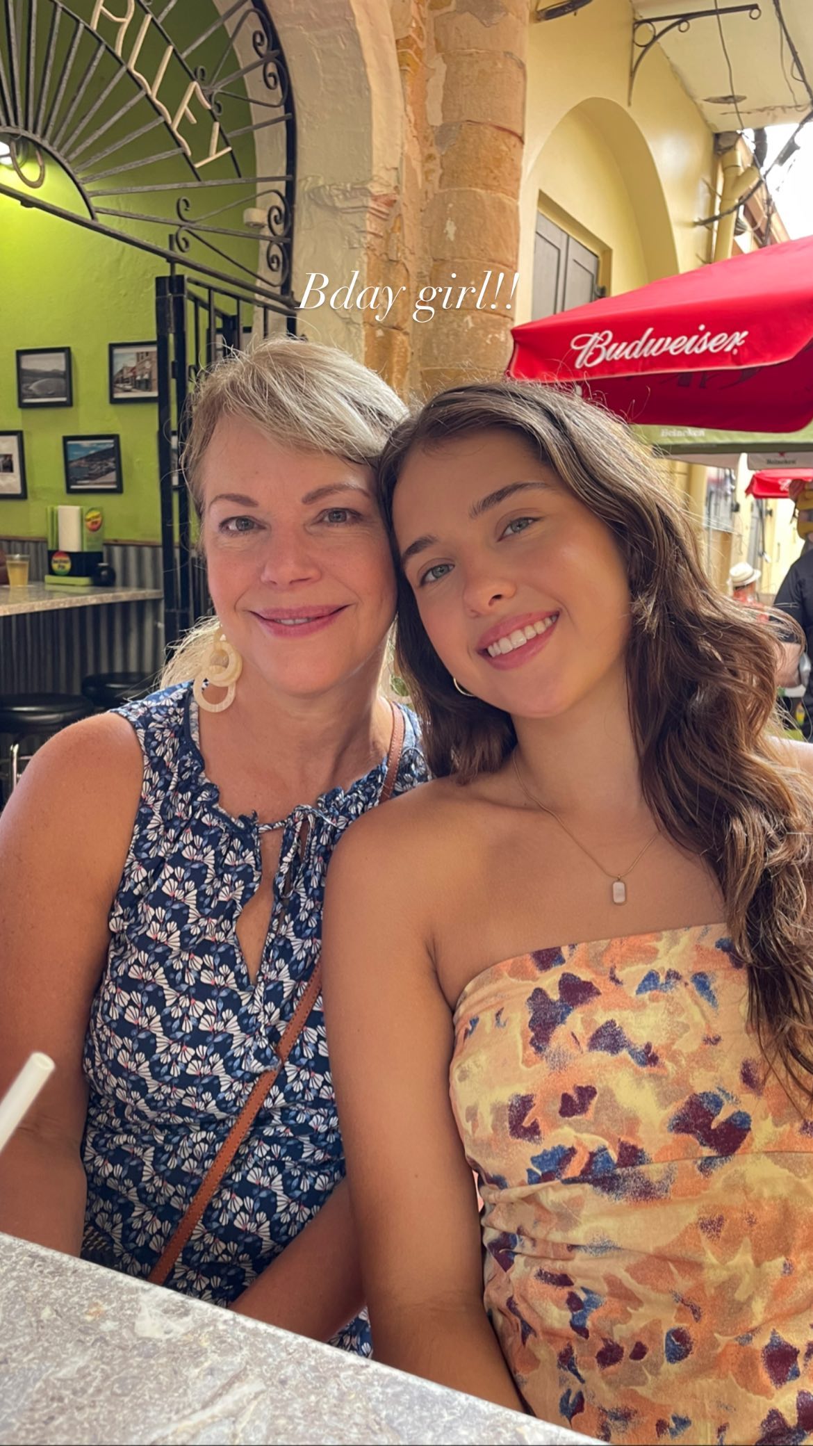 elliemarriee instagram image archive image