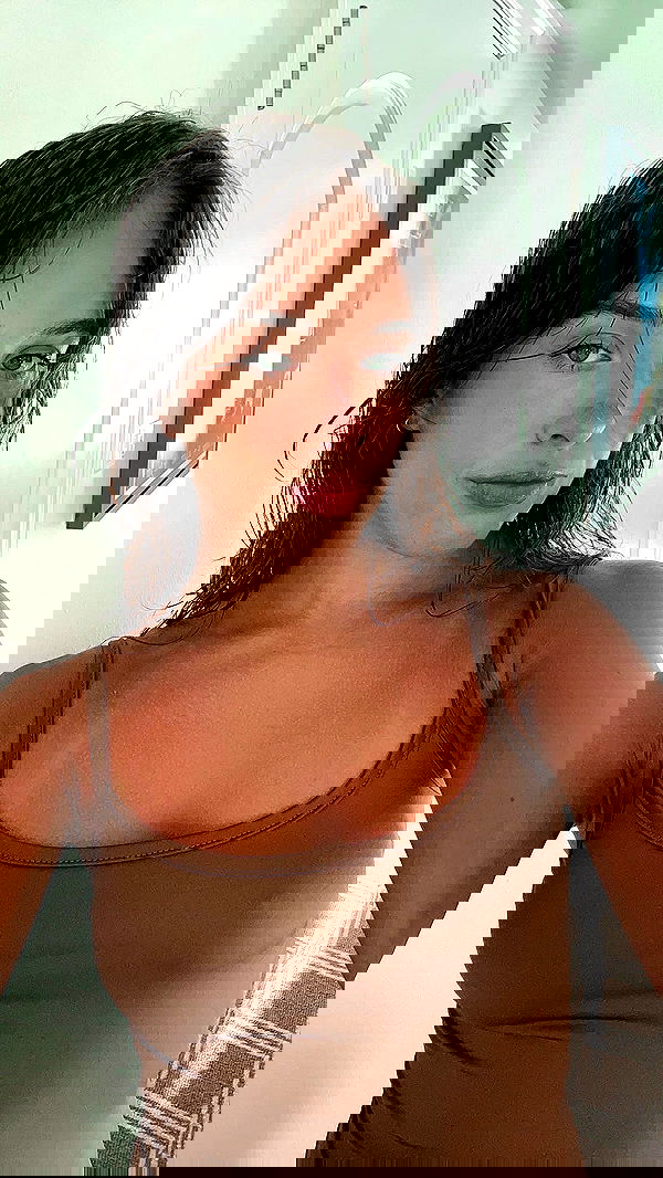 elliemarriee image ~ Altpins