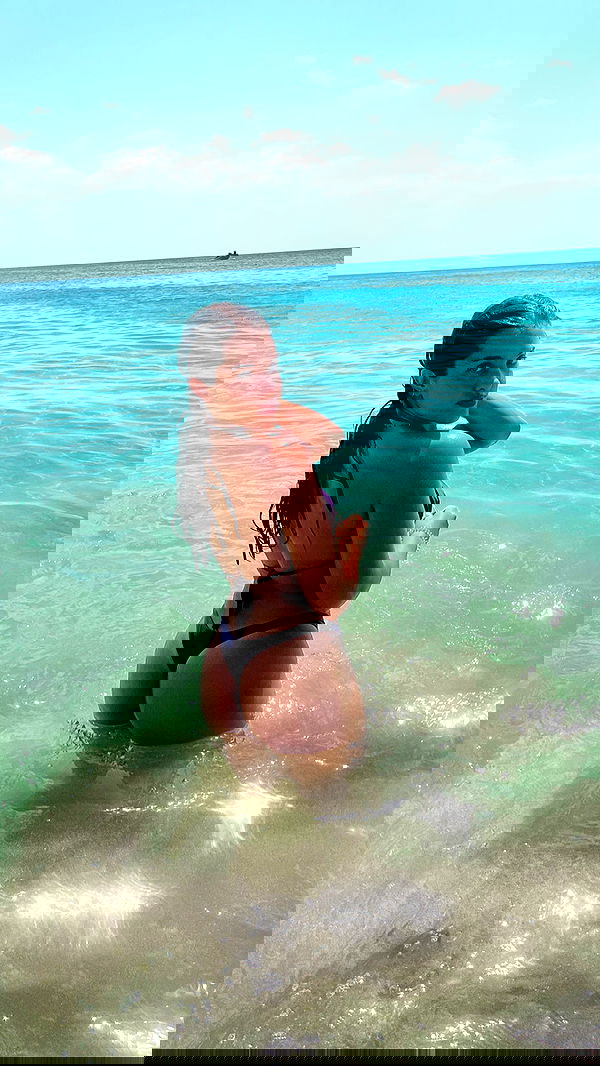 elliemarriee image ~ Altpins