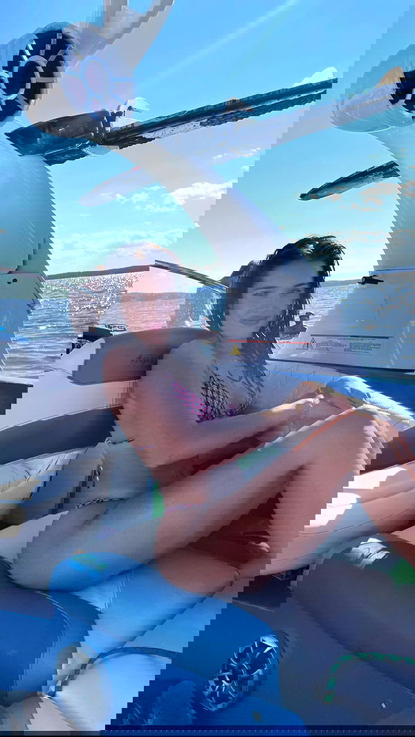 elliemarriee image ~ Altpins