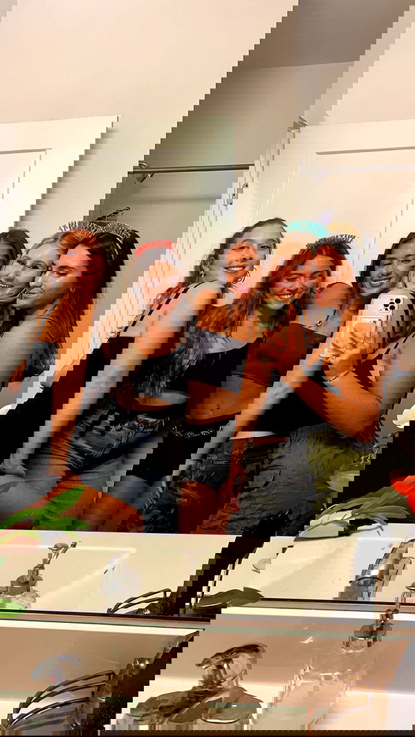 elliemarriee image ~ Altpins