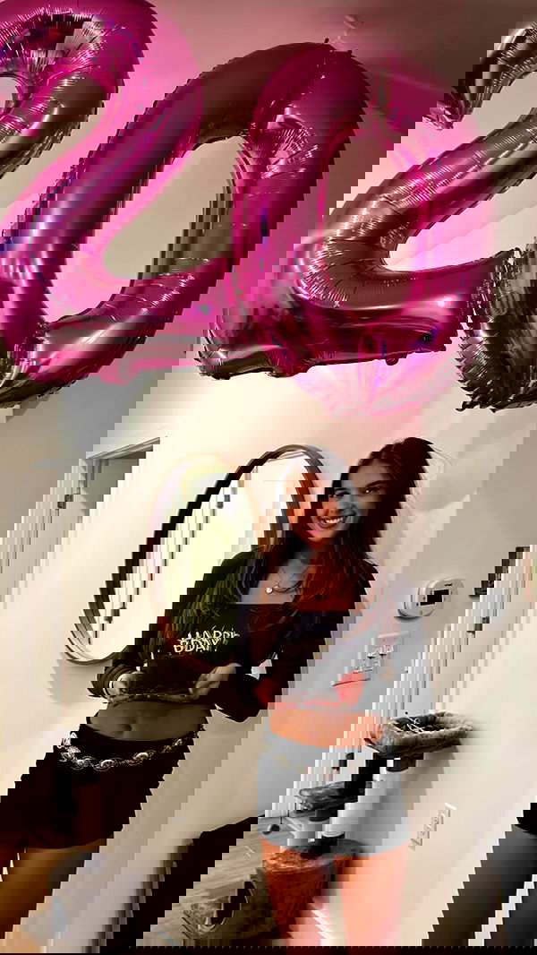 elliemarriee image ~ Altpins