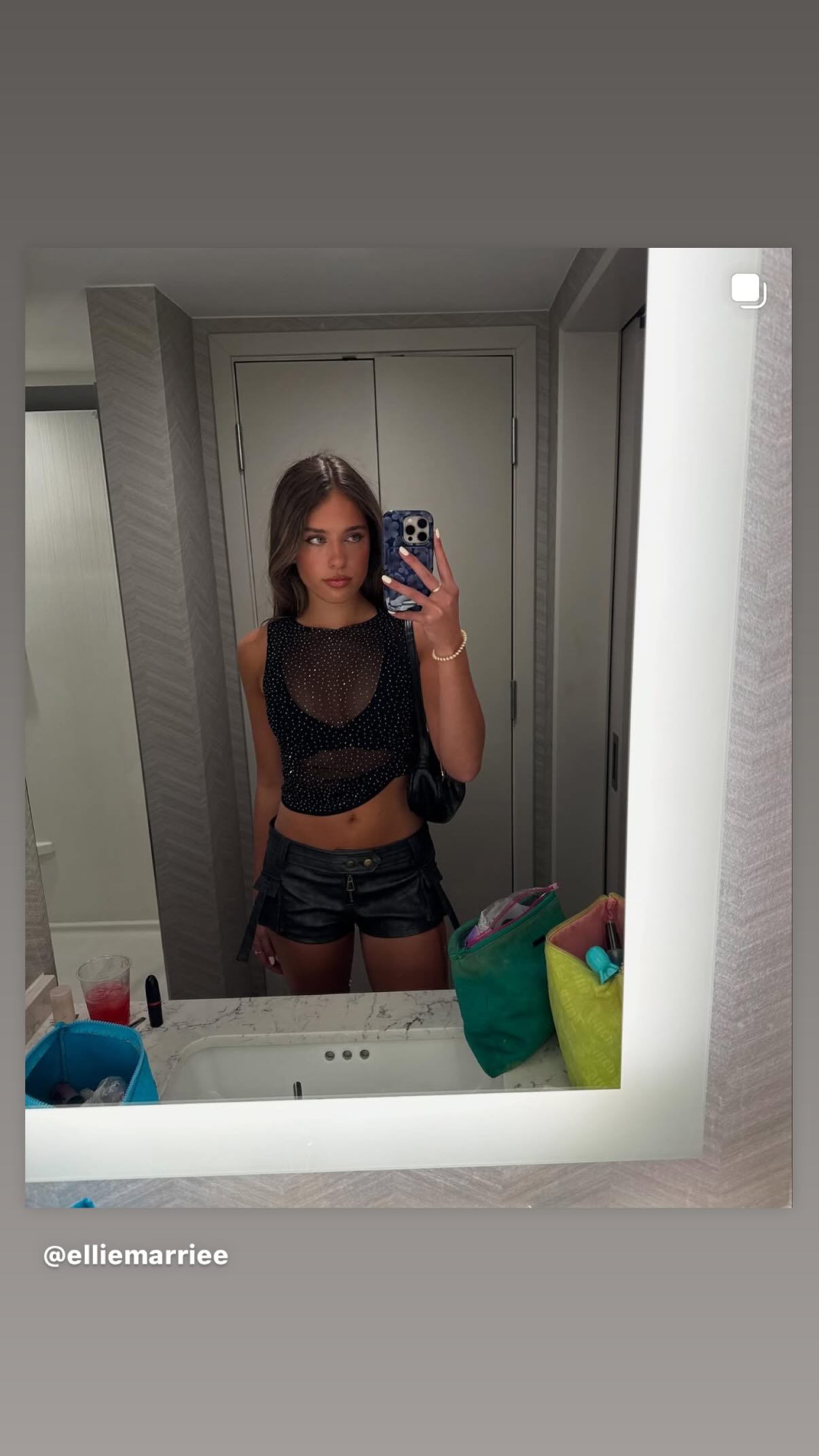 elliemarriee instagram image archive image