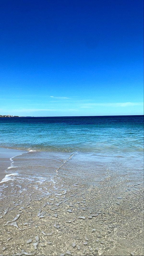 eloise_wensley instagram image archive image