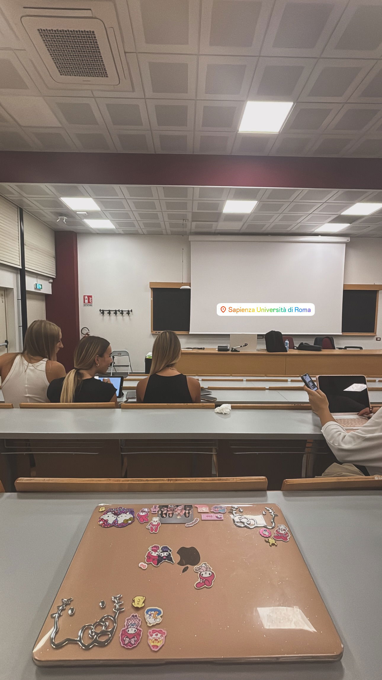 elsgatti instagram image archive image