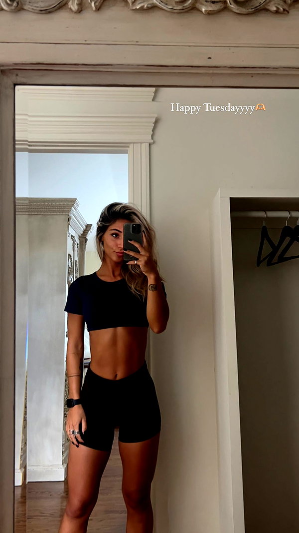 emelyeender instagram image archive image