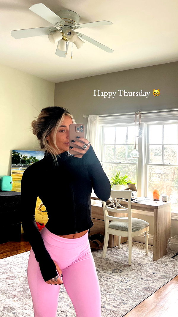 emelyeender instagram image archive image