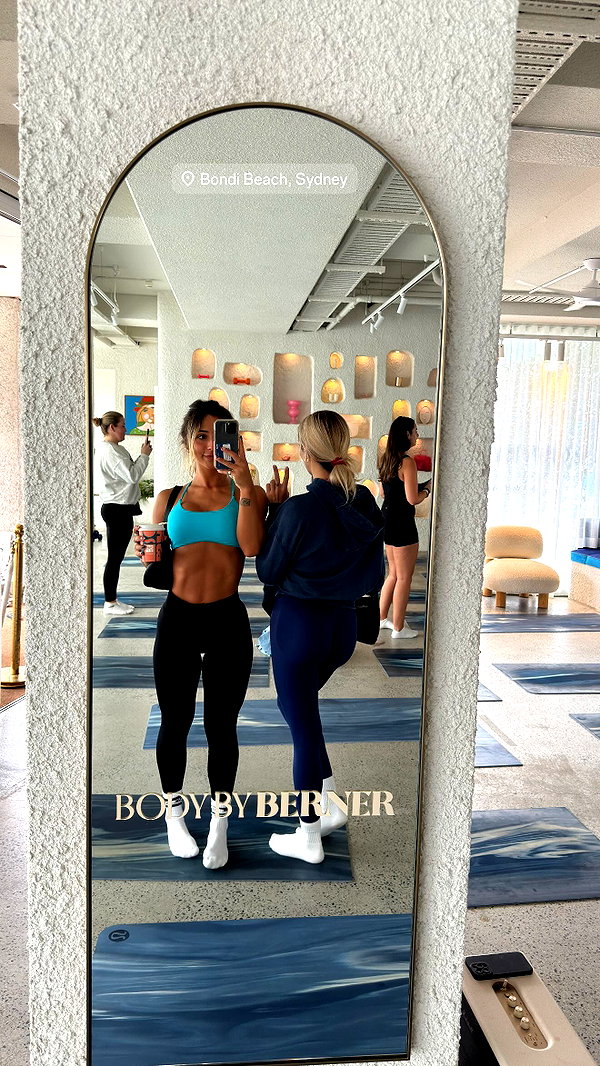 emelyeender instagram image archive image