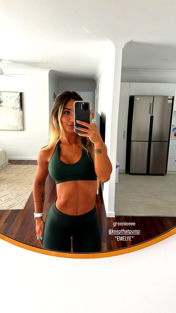 emelyeender instagram image archive image
