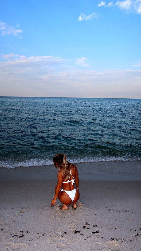 emelyeender instagram image archive image