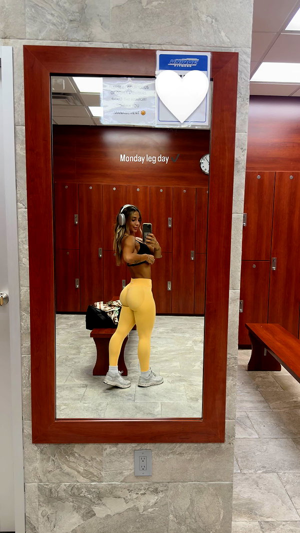 emelyeender instagram image archive image