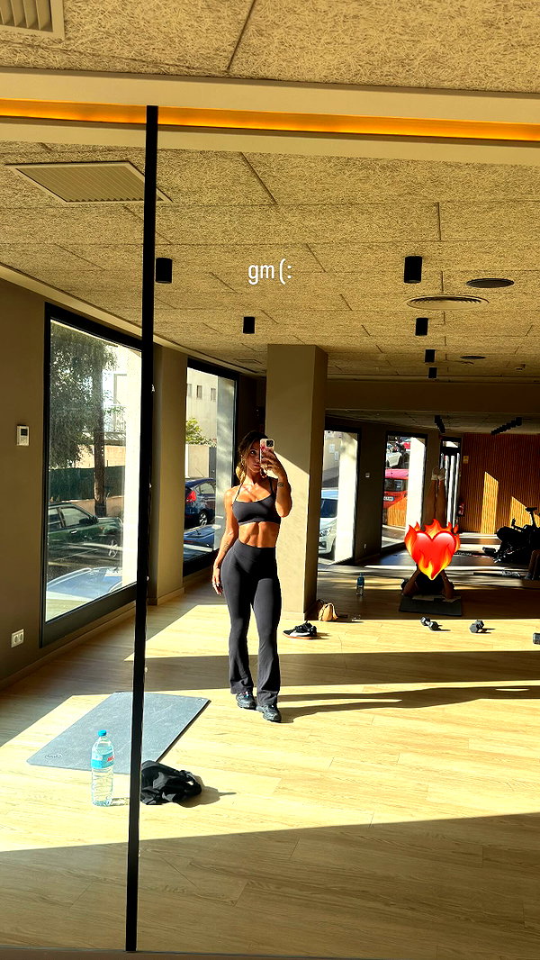 emelyeender instagram image archive image