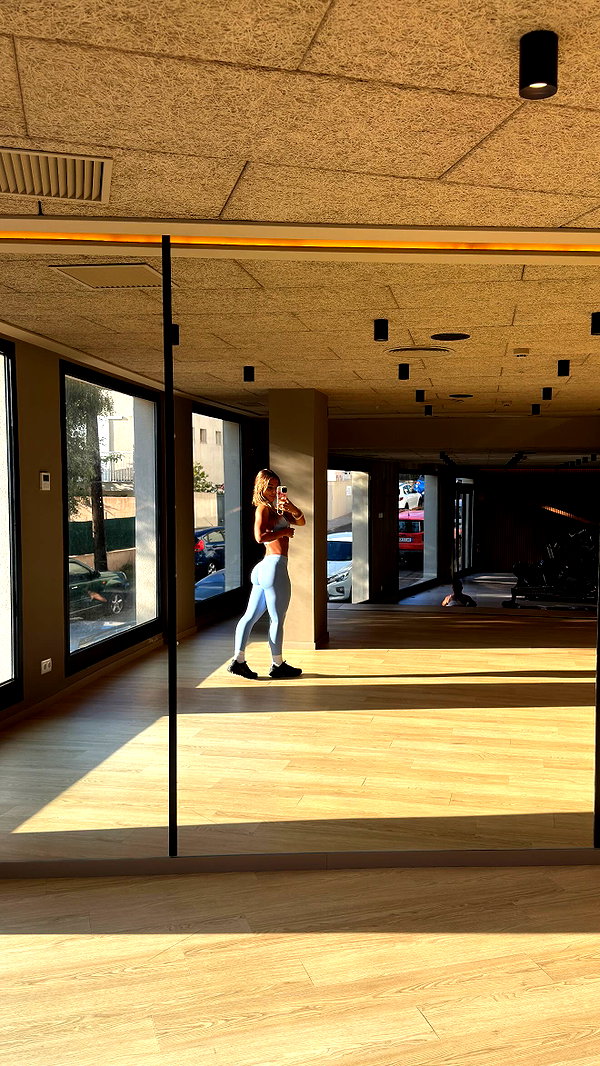 emelyeender instagram image archive image