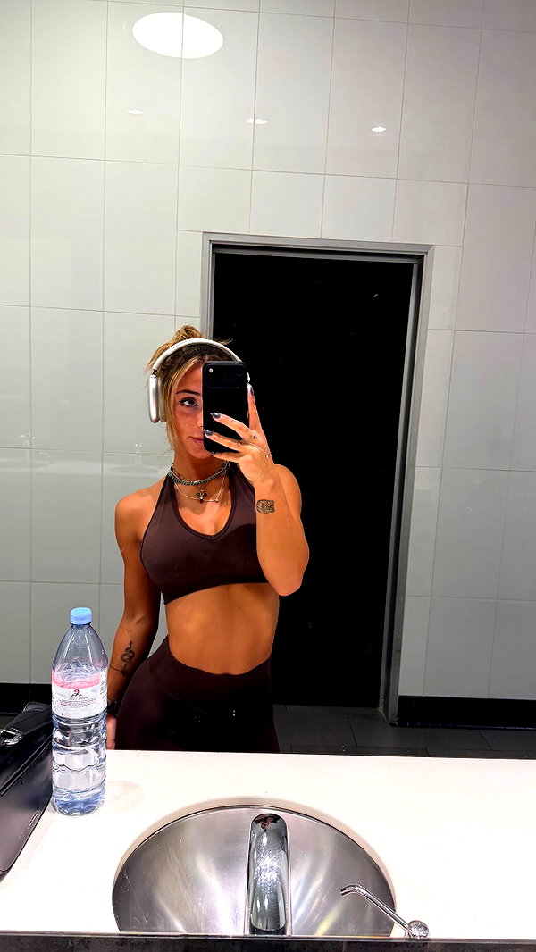 emelyeender instagram image archive image