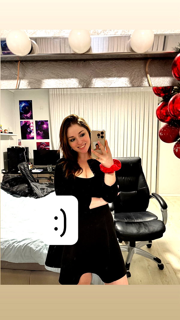 emily_new2 instagram image archive image