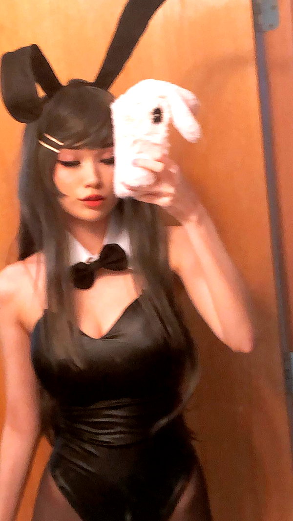 emiru.jpg instagram image archive image