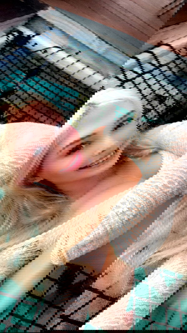 emxllouise2 image ~ Altpins