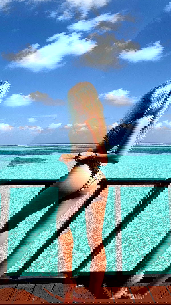 emxllouise2 image ~ Altpins