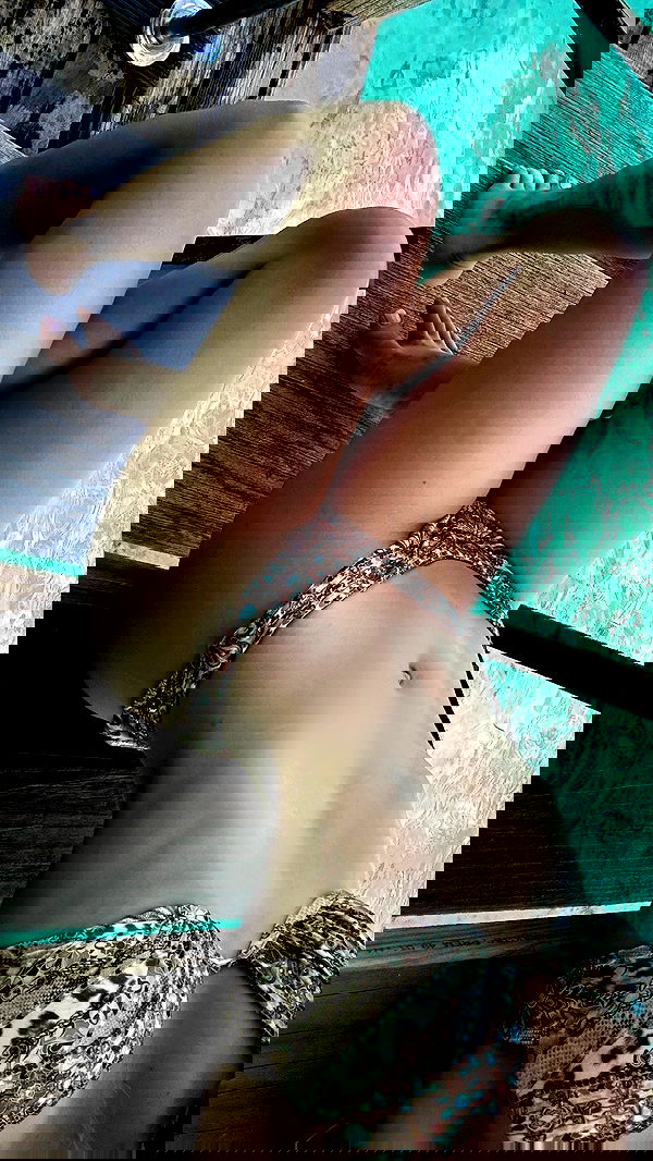 emxllouise2 image ~ Altpins