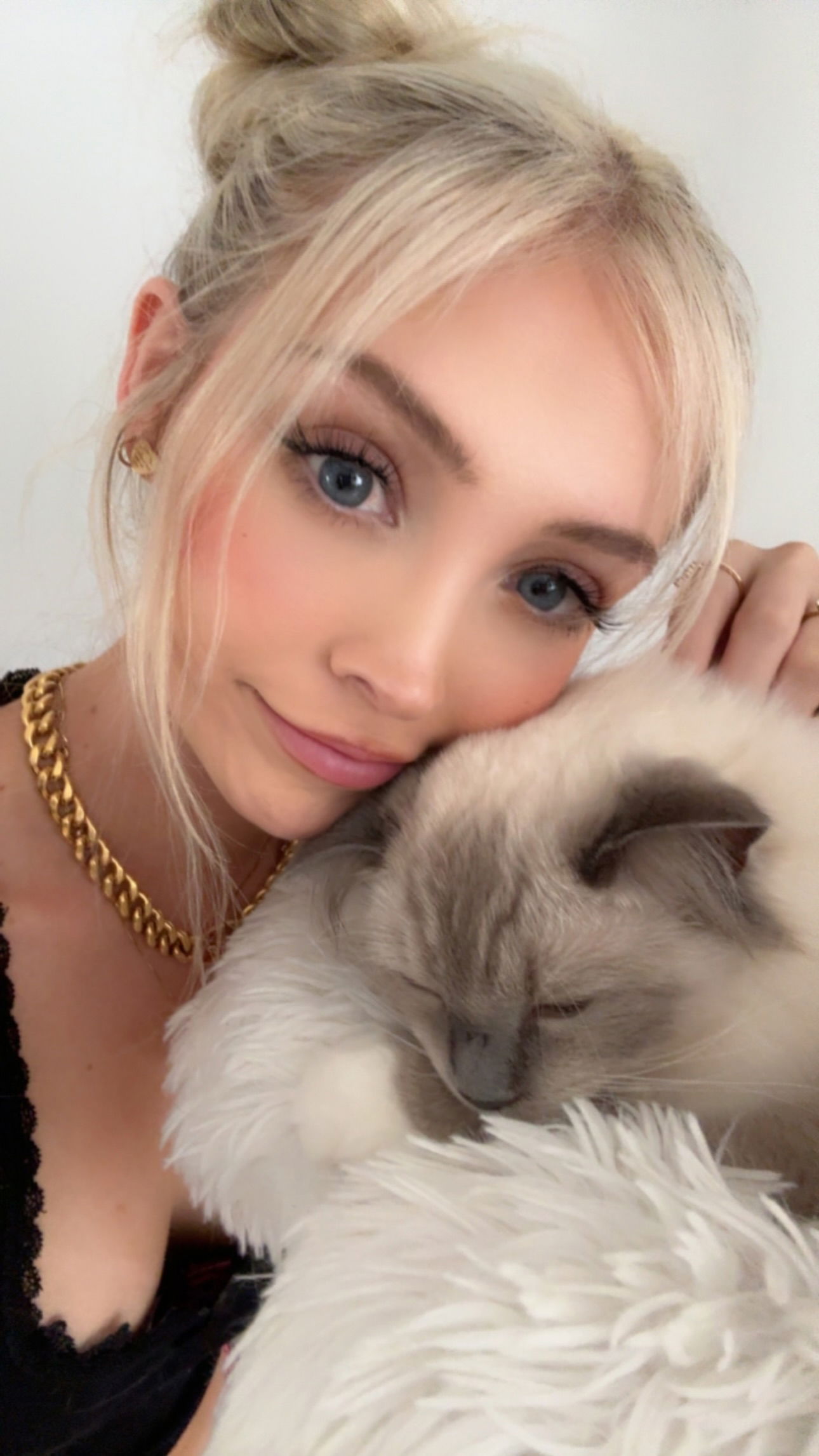 emxllouise2 instagram image archive image