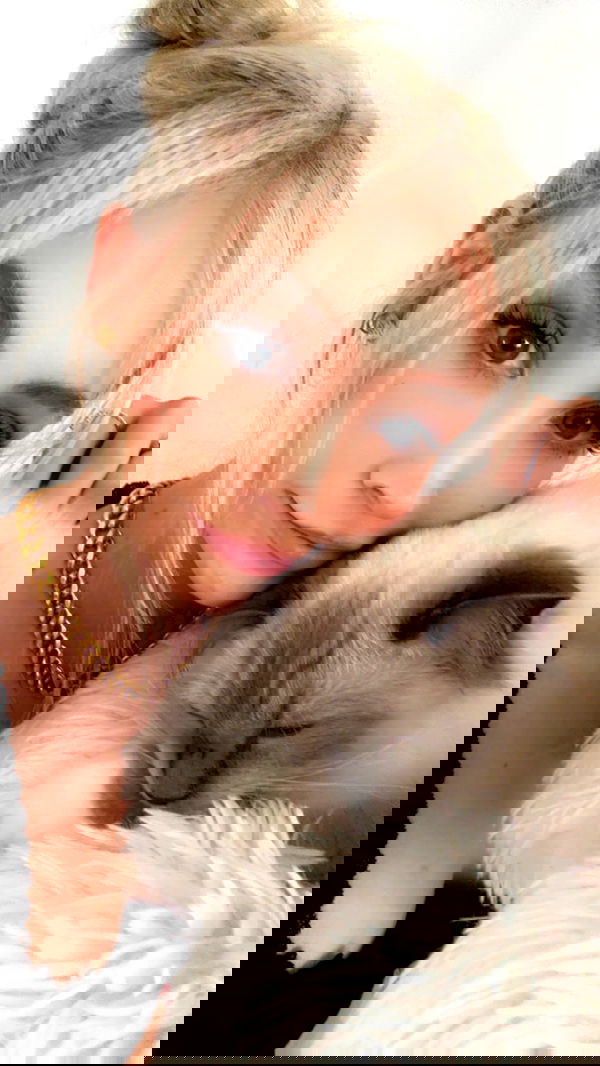 emxllouise2 image ~ Altpins