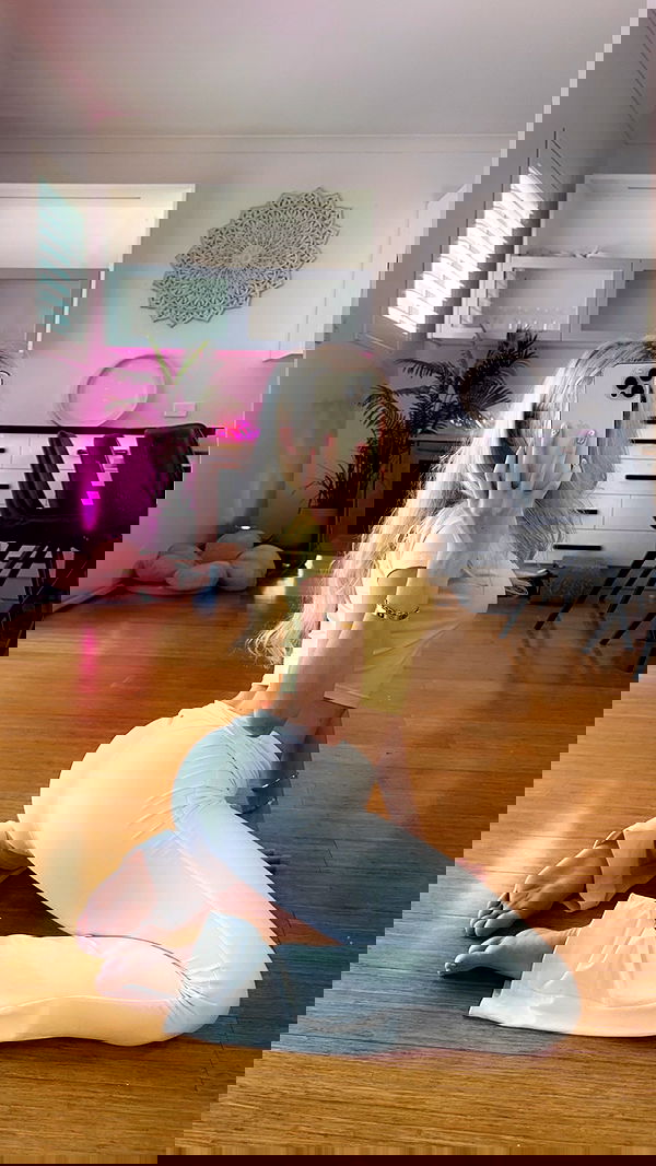 emxllouise2 image ~ Altpins