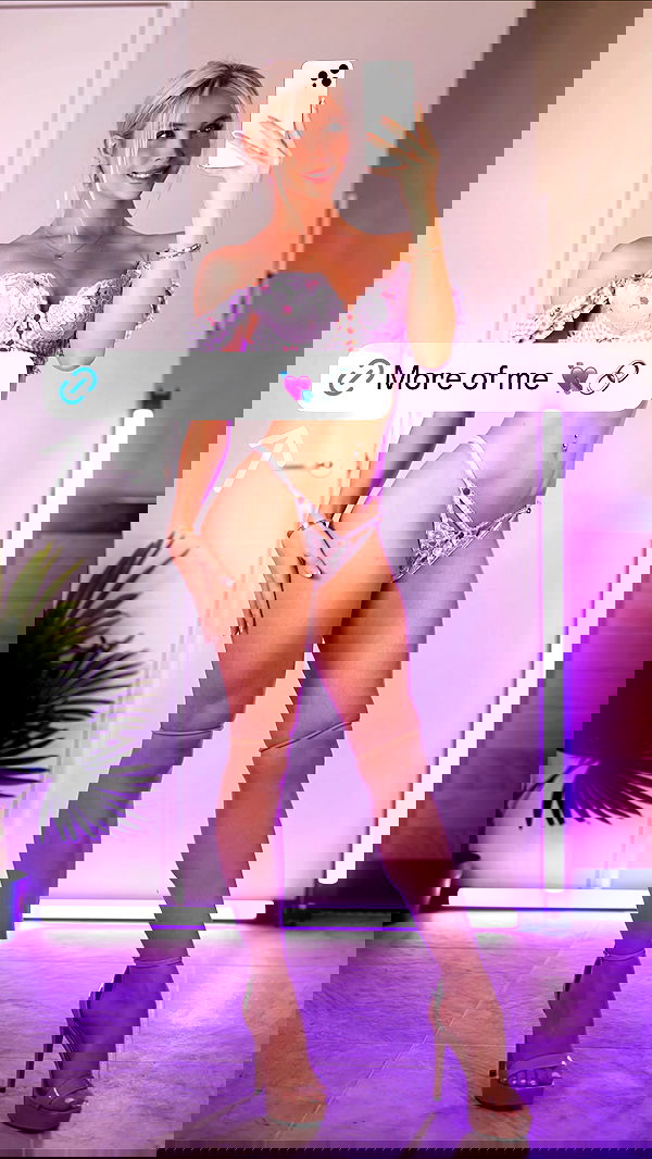 emxllouise2 image ~ Altpins