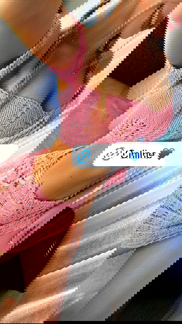 emxllouise2 image ~ Altpins