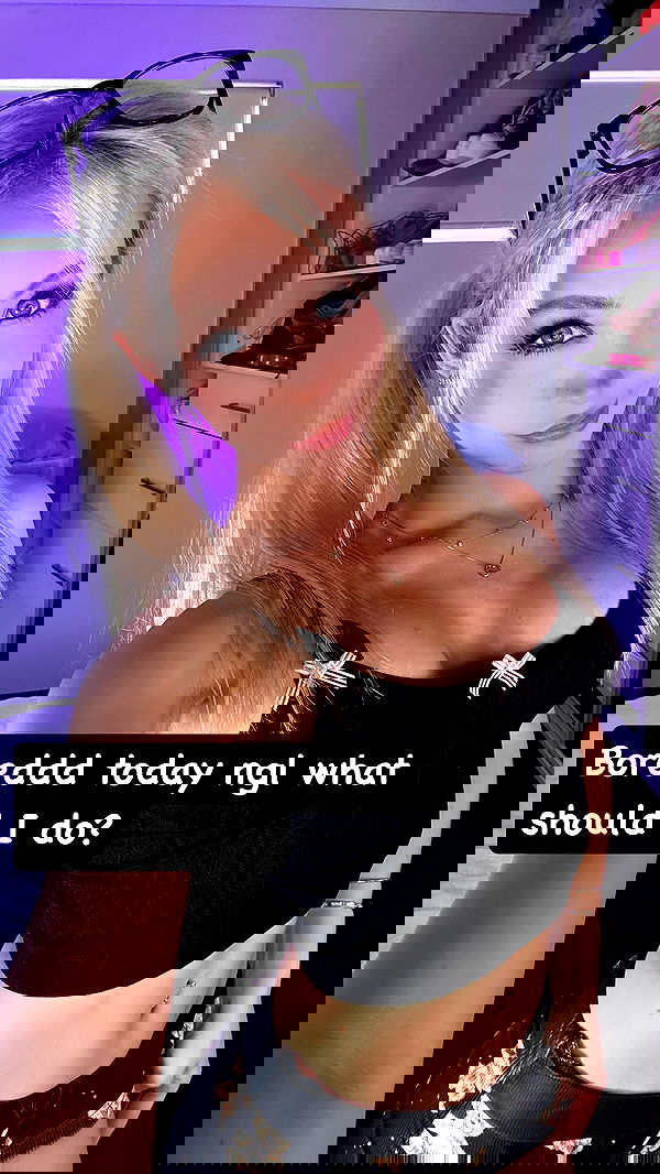 emxllouise2 image ~ Altpins