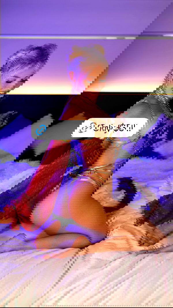 emxllouise2 image ~ Altpins