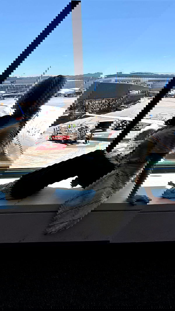 emxllouise2 image ~ Altpins