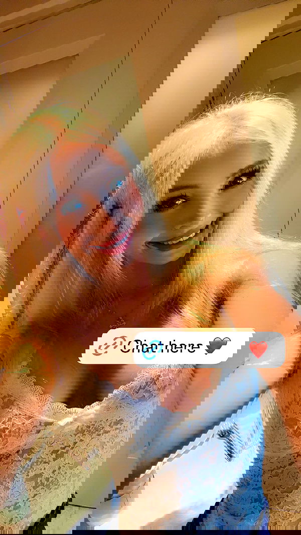 emxllouise2 image ~ Altpins