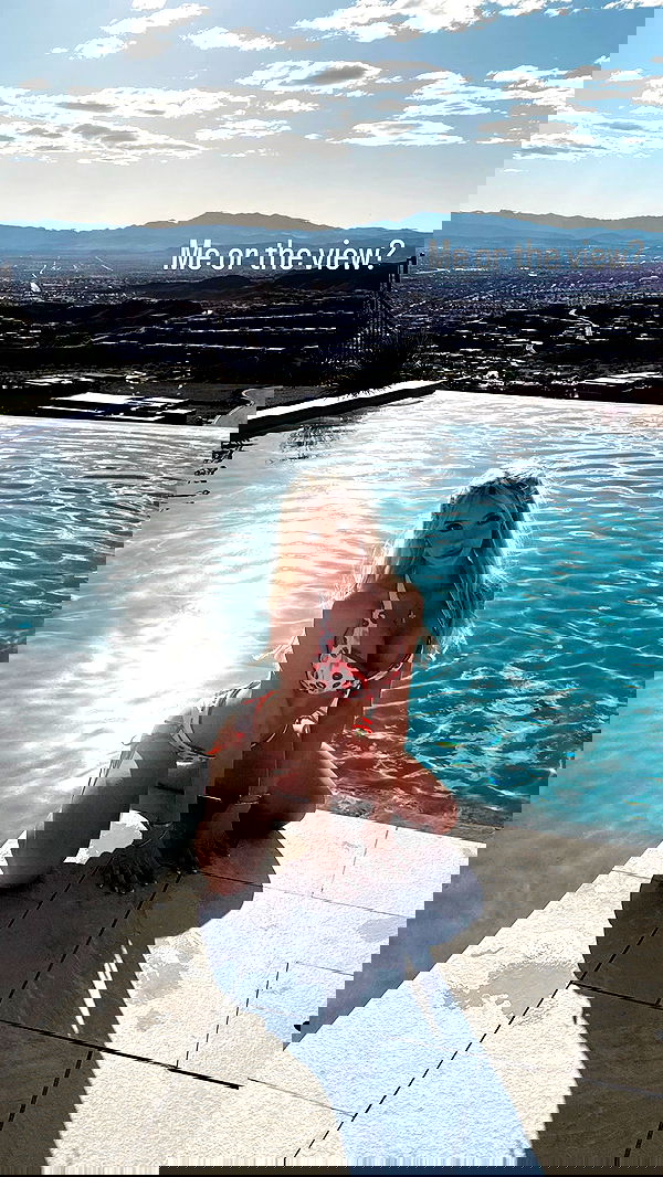 emxllouise2 image ~ Altpins