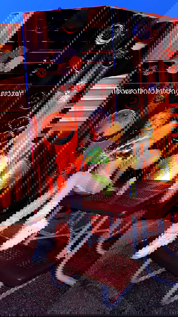 emxllouise2 image ~ Altpins