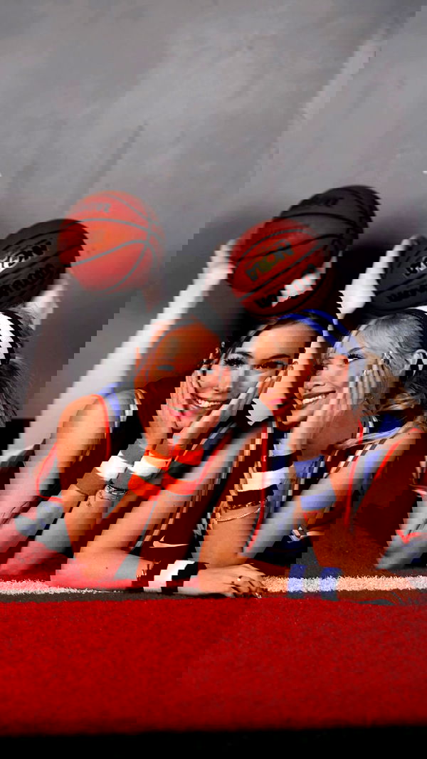 emxllouise2 image ~ Altpins