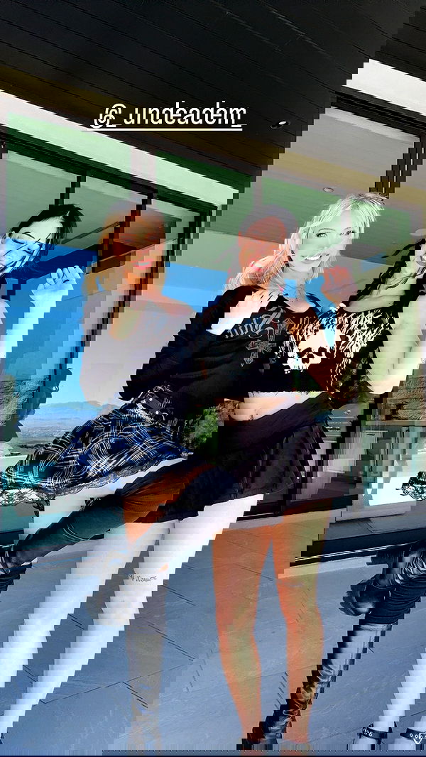 emxllouise2 image ~ Altpins