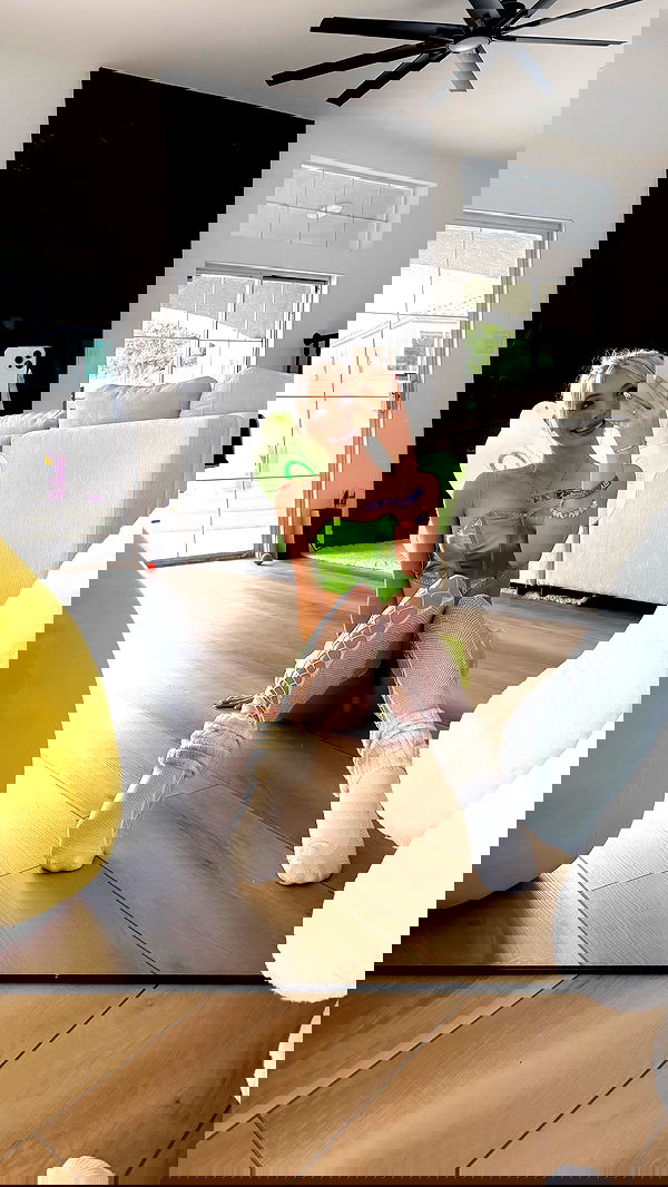 emxllouise2 image ~ Altpins