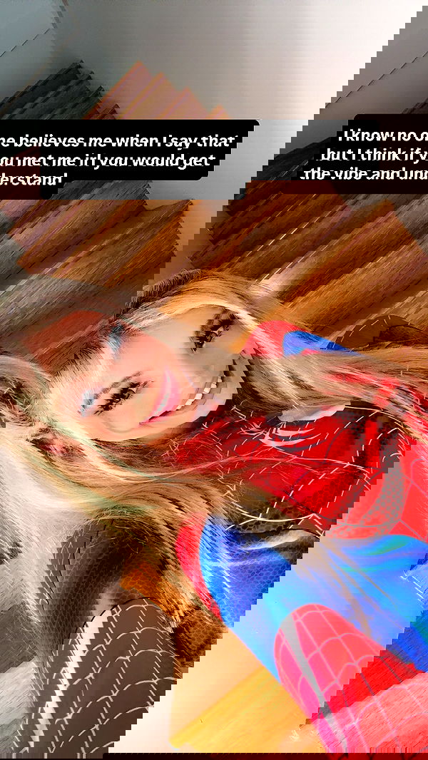 emxllouise2 image ~ Altpins