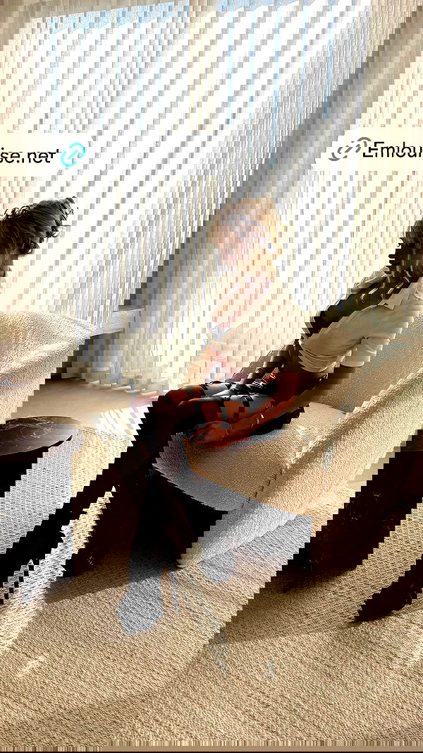 emxllouise2 image ~ Altpins