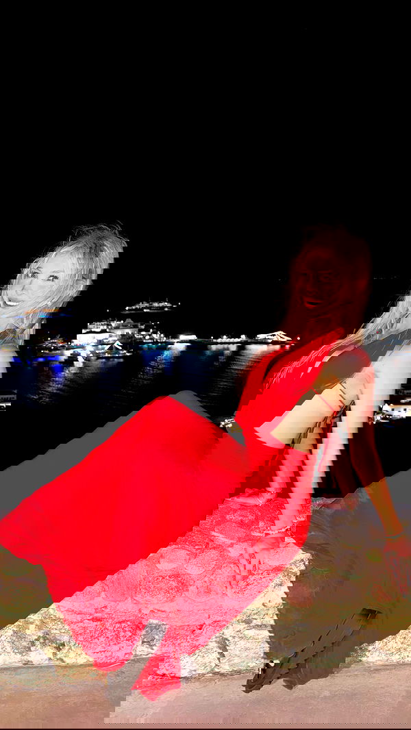 emxllouise2 image ~ Altpins