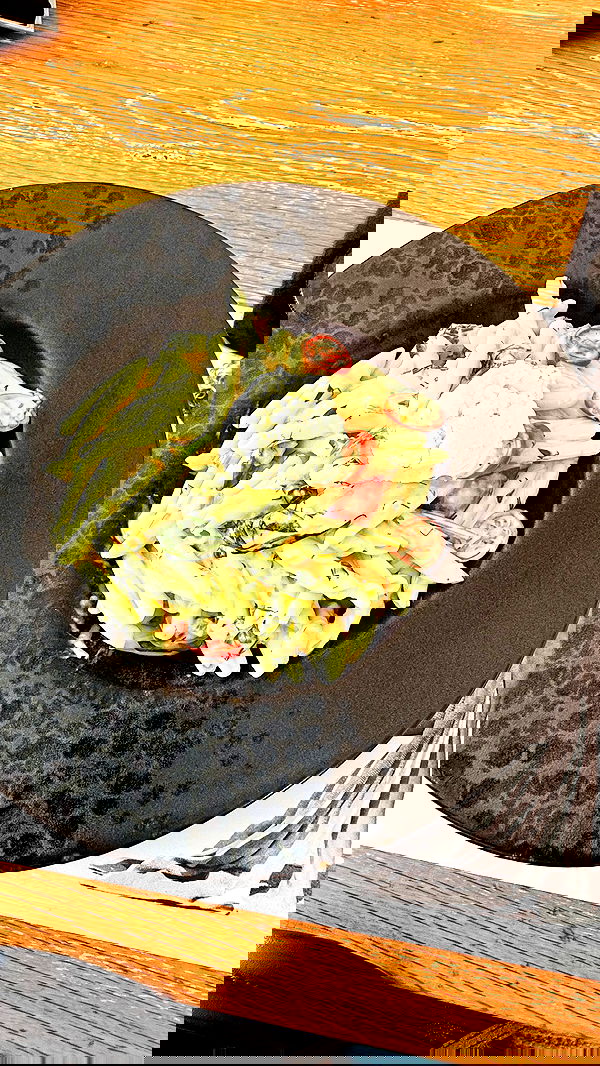 emxllouise2 image ~ Altpins