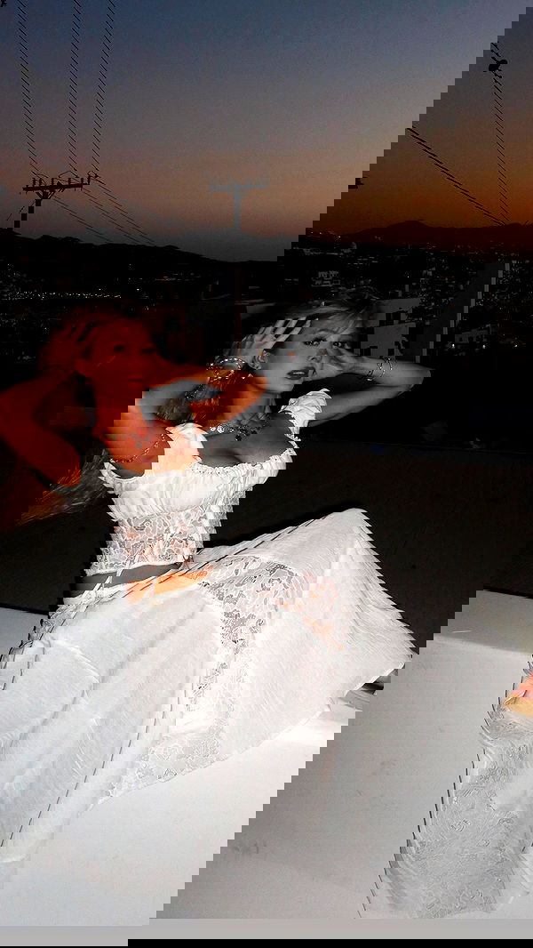 emxllouise2 image ~ Altpins