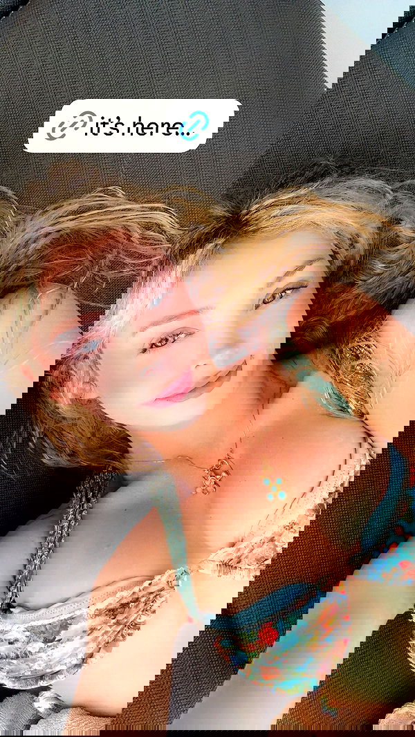 emxllouise2 image ~ Altpins